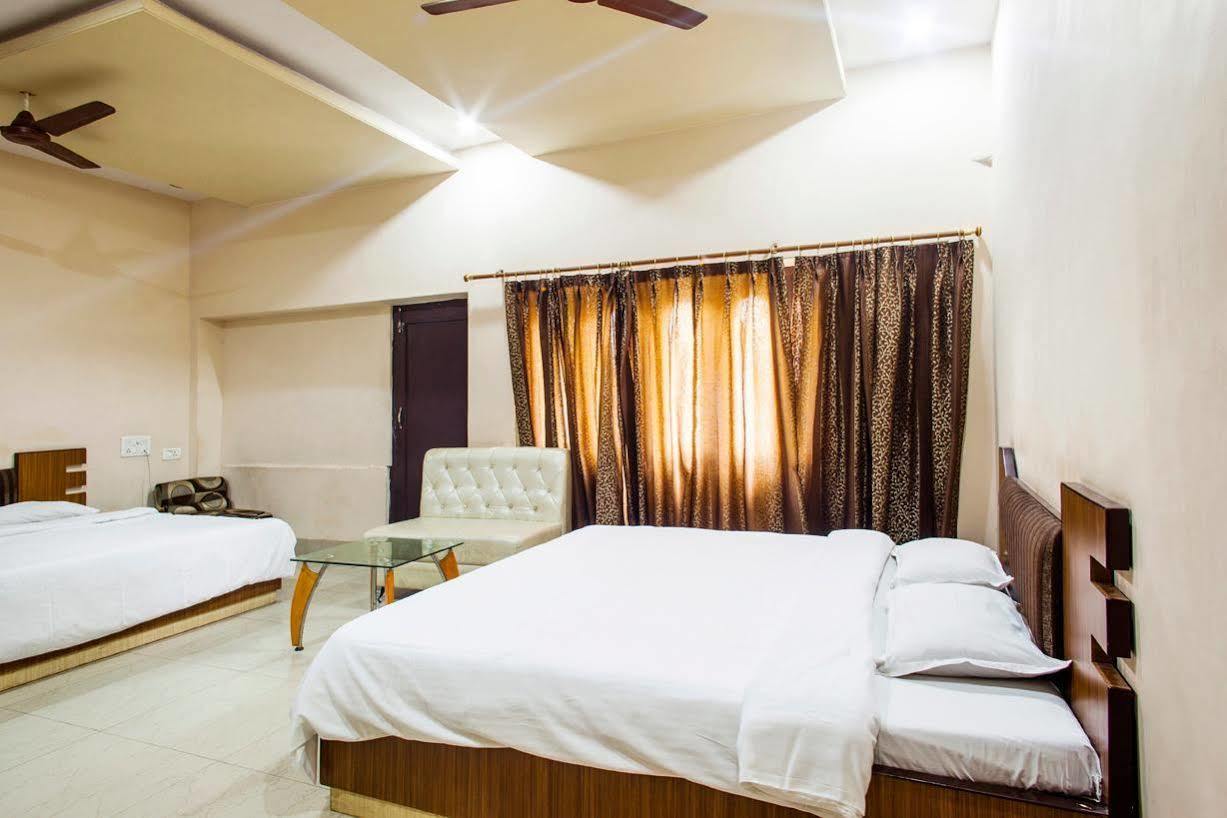 Hotel Sobhraj Ajmer Buitenkant foto